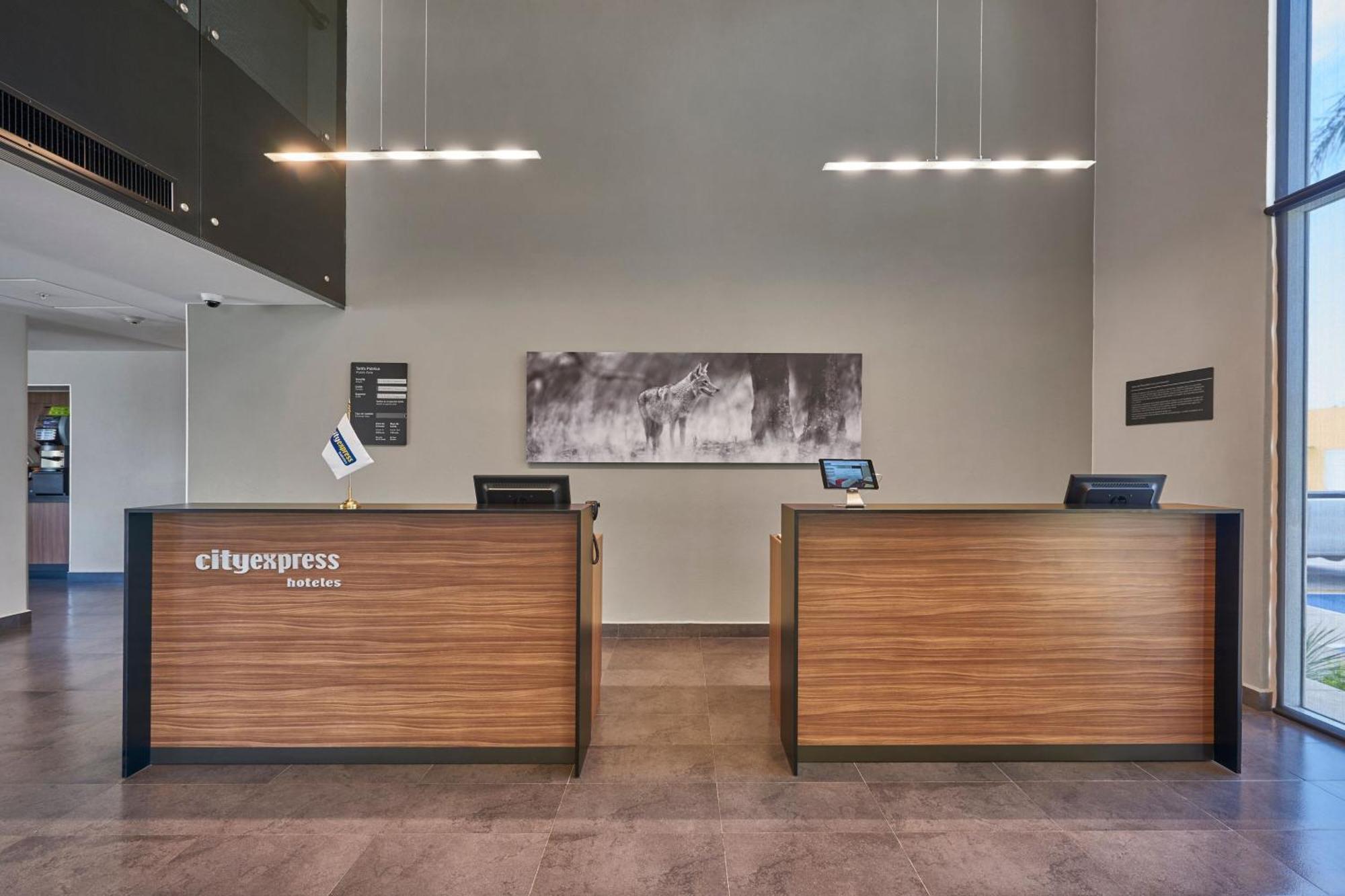 City Express By Marriott Hermosillo Expo Exteriör bild